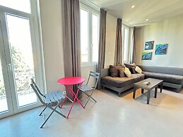 7 Art Hotel Cannes