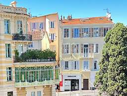 7 Art Hotel Cannes