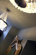 7 Art Hotel Cannes