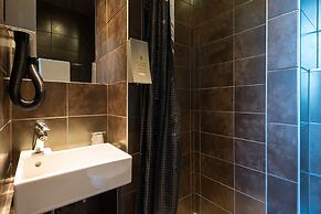 7 Art Hotel Cannes