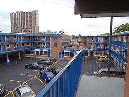 Empress Inn and Suites by The Falls