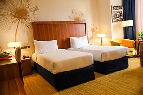 City Seasons Al Hamra Hotel