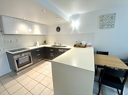 Reef Gateway Apartments