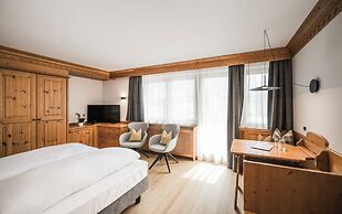 Hotel Ladinia