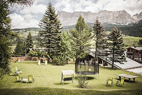 Hotel Ladinia