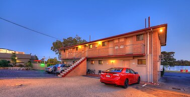 Midlands Motel