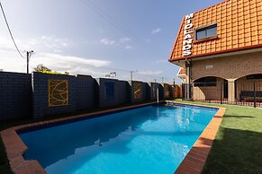 Midlands Motel