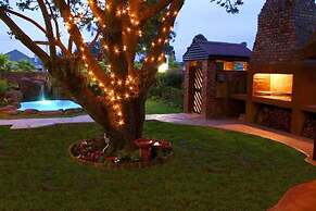Treetops Guesthouse
