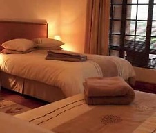 Treetops Guesthouse