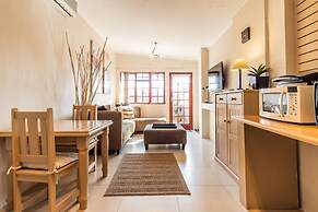 Treetops Guesthouse