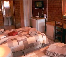 Treetops Guesthouse