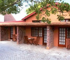 Treetops Guesthouse