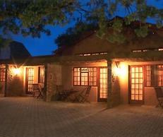 Treetops Guesthouse
