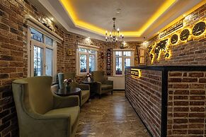 Family Istanbul Hotel
