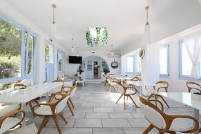 Stratos Studios & Apartments