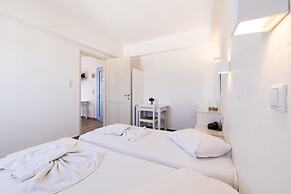 Stratos Studios & Apartments