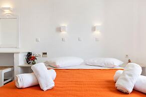 Stratos Studios & Apartments