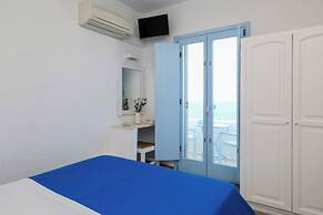 Stratos Studios & Apartments