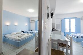 Stratos Studios & Apartments