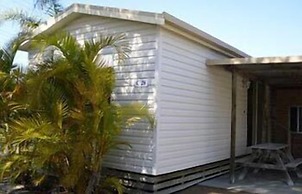 Gateway Lifestyle Lorikeet