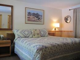 Bear Tree Lodge