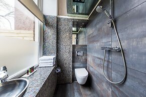 Amstel Corner Hotel