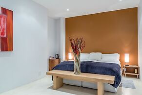 Colourful Manor Luxury Lodge