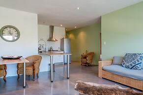 Colourful Manor Luxury Lodge