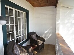 White House Lodge