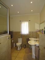 White House Lodge