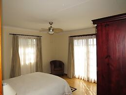 White House Lodge