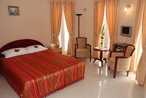 Hotel Regina