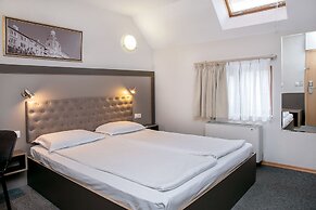 Hotel Niky