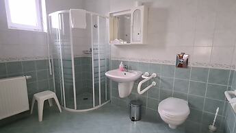 Aqua Therm Hotel