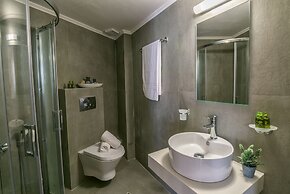 Aloe Apartments & Studios