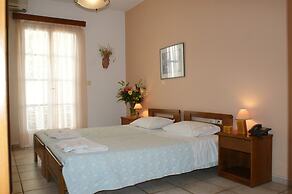 Alkyoni Beach Hotel