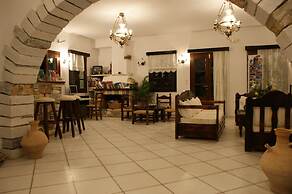 Alkyoni Beach Hotel