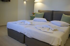 Alkyoni Beach Hotel