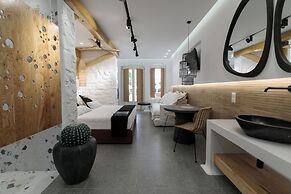 Alkyoni Beach Hotel
