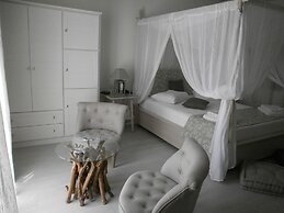 Alkyoni Beach Hotel