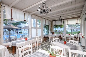 Alkyoni Beach Hotel