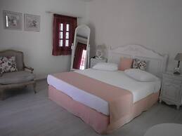 Alkyoni Beach Hotel