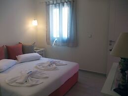 Alkyoni Beach Hotel