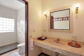 The Batu Belig Hotel & Spa