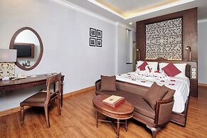 The Lokha Legian Resort & Spa