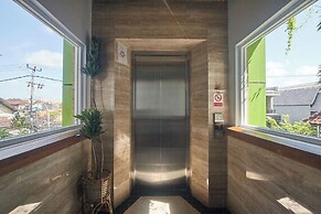 The Lokha Legian Resort & Spa