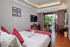 The Lokha Legian Resort & Spa