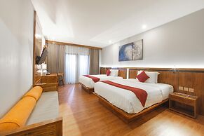 The Lokha Legian Resort & Spa