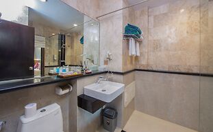 The Lokha Legian Resort & Spa