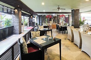The Lokha Legian Resort & Spa